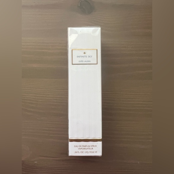 Estee Lauder Infinite Sky EDP Spray Travel Size 10ml / 0.34fl. Oz NEW - Picture 2 of 3